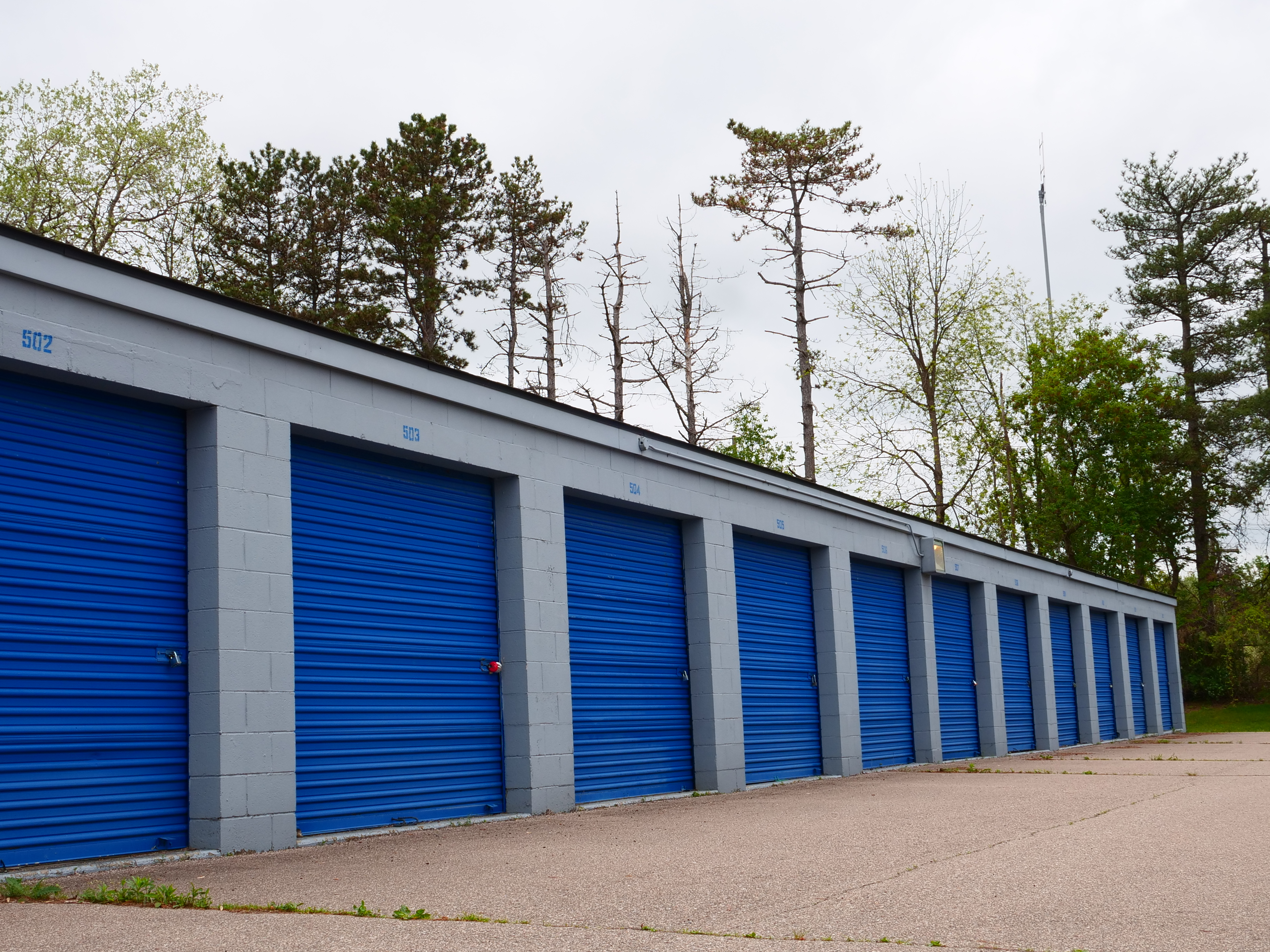 lapeer mi self storage rental vehicle affordable 48446